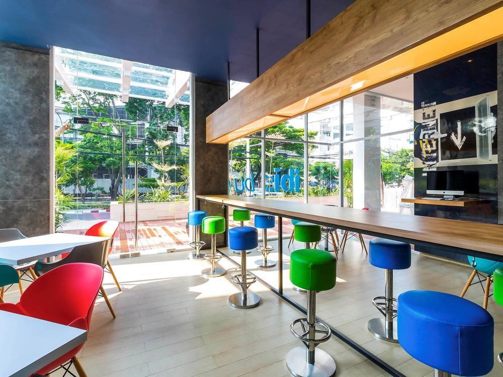 Deka Hotel Surabaya Hr Muhammad Eksteriør bilde