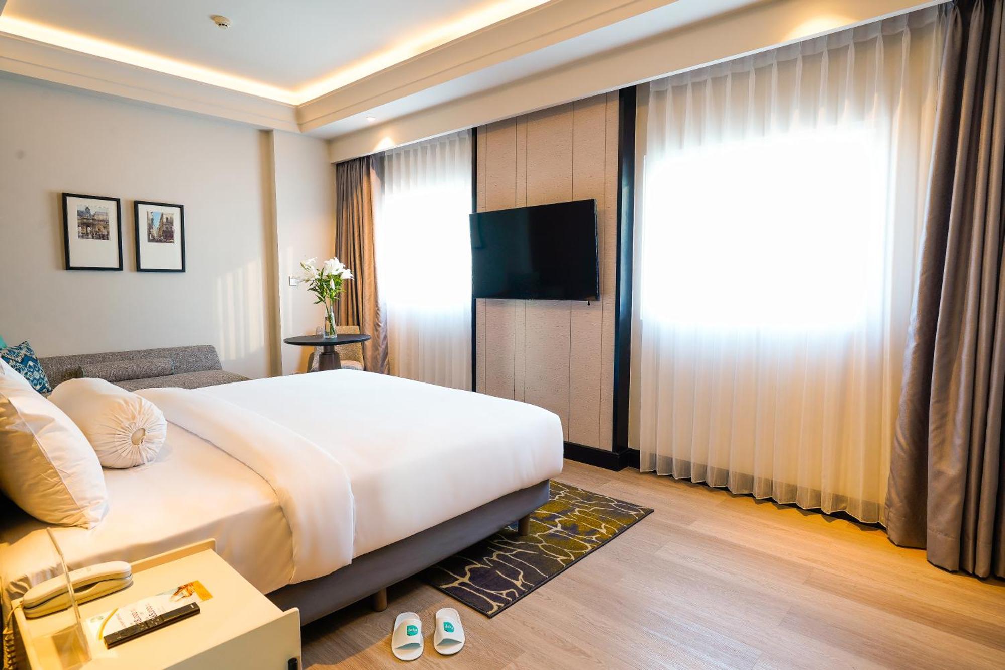 Deka Hotel Surabaya Hr Muhammad Eksteriør bilde