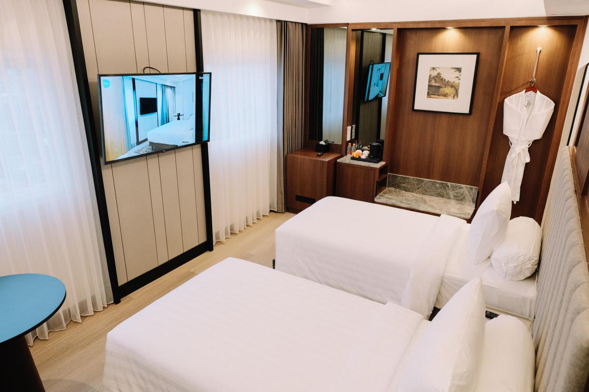 Deka Hotel Surabaya Hr Muhammad Eksteriør bilde